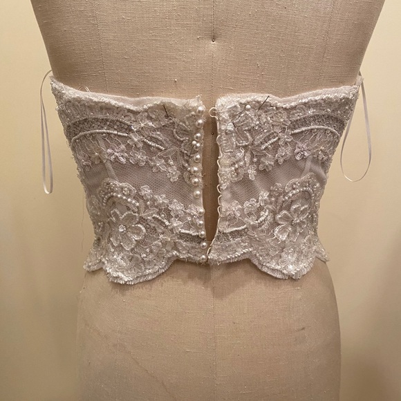 Custom. - Picture 2 of 8